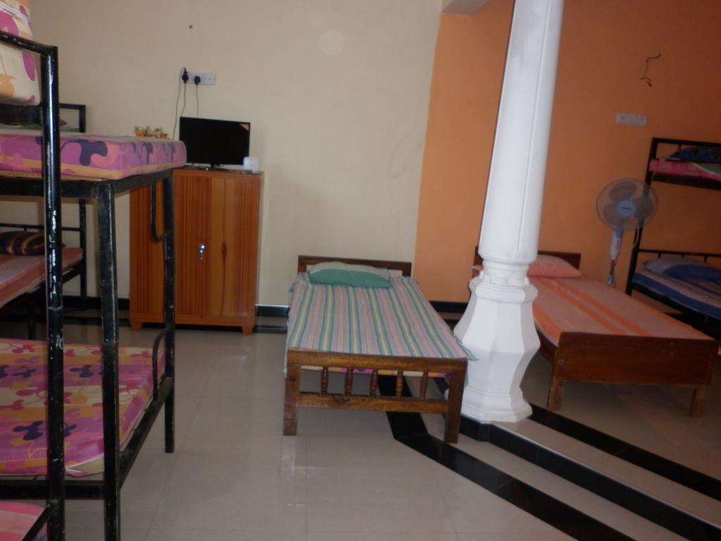 Seetha'S Hostel Негомбо Номер фото