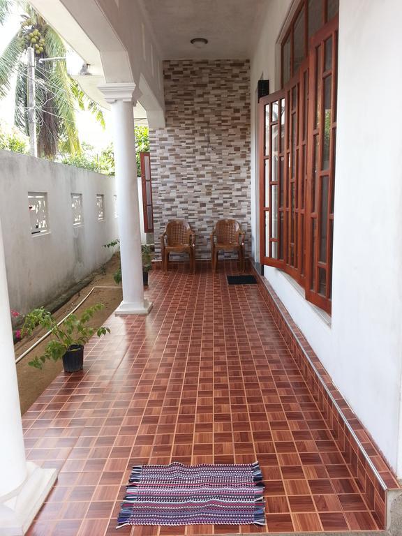 Seetha'S Hostel Негомбо Экстерьер фото
