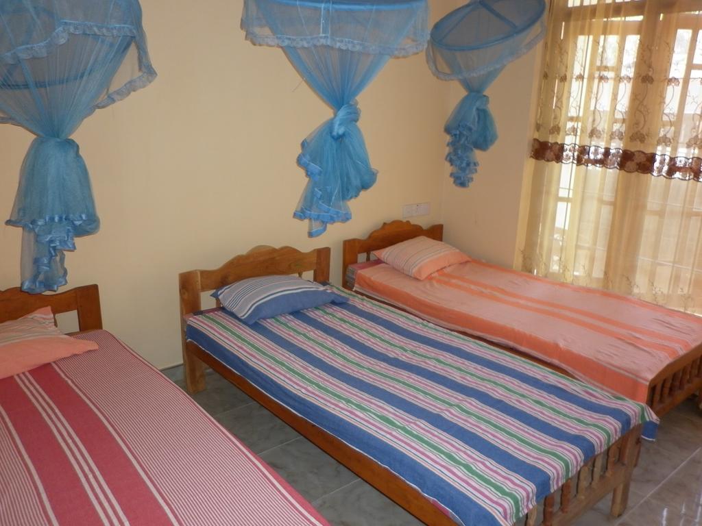 Seetha'S Hostel Негомбо Экстерьер фото