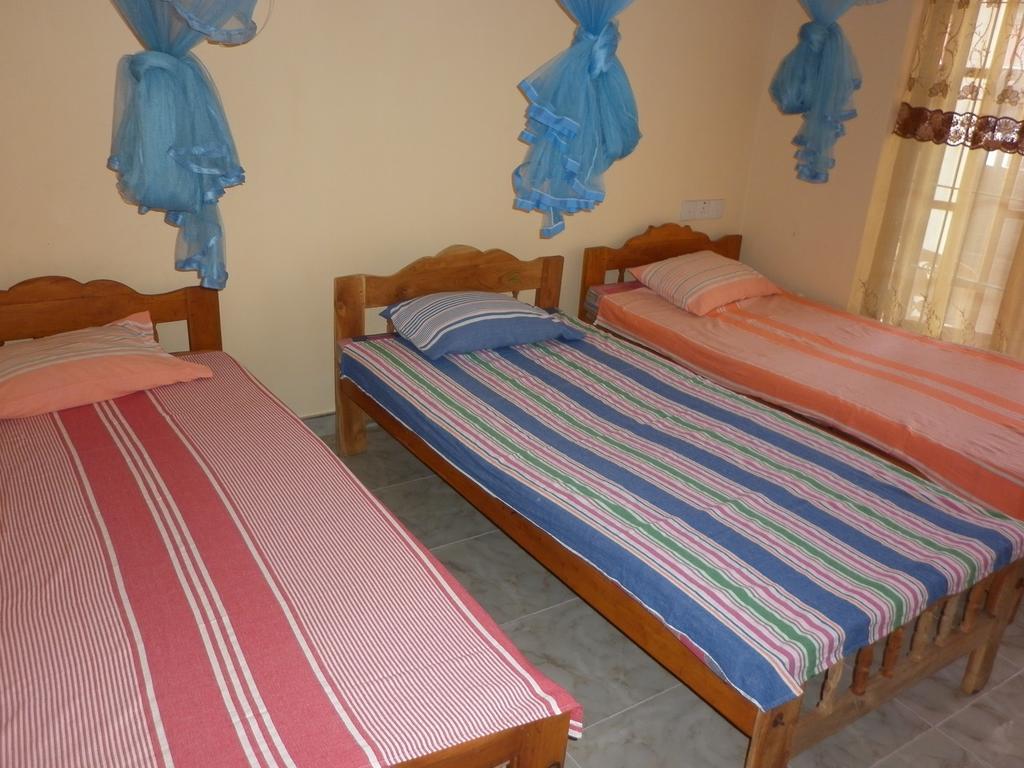 Seetha'S Hostel Негомбо Экстерьер фото