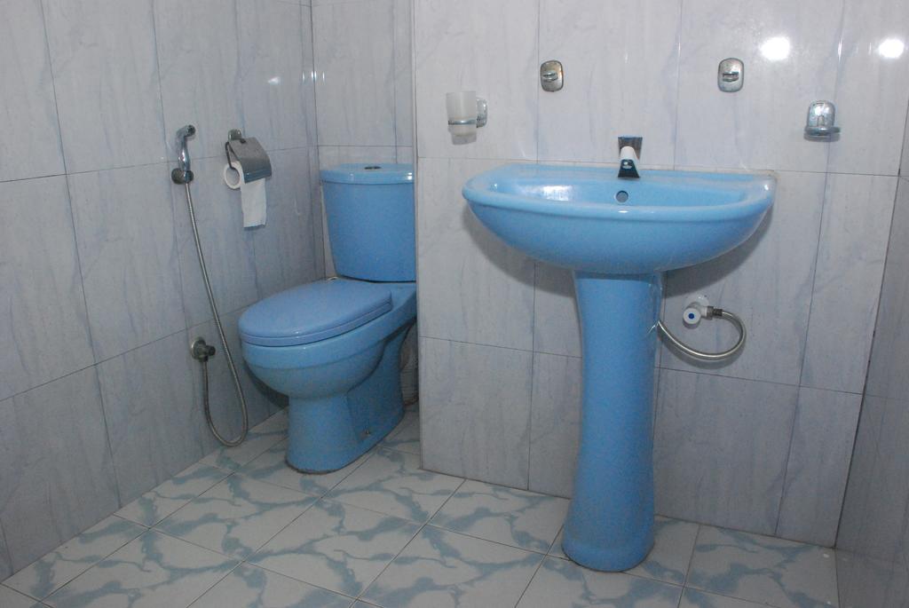 Seetha'S Hostel Негомбо Экстерьер фото